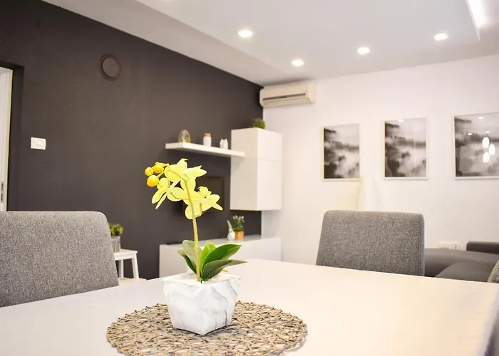 Motar Apartment Novi Vinodolski