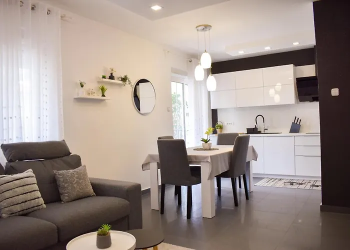 Motar Apartment Novi Vinodolski