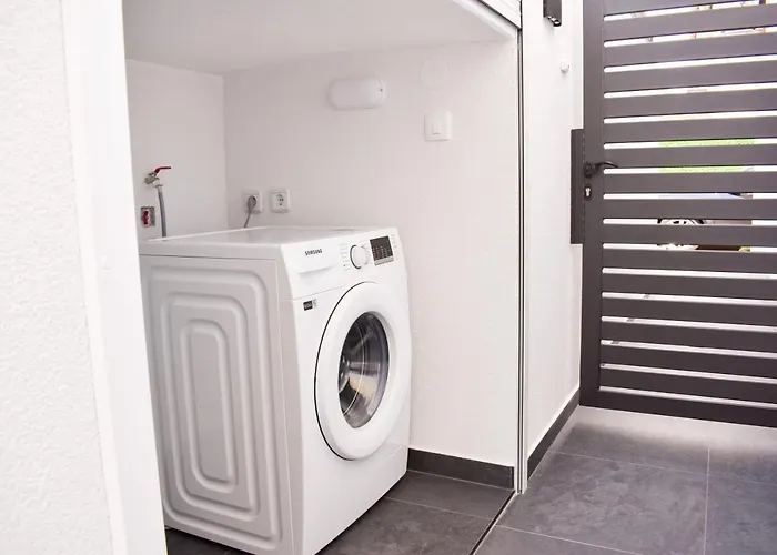 Apartment Motar